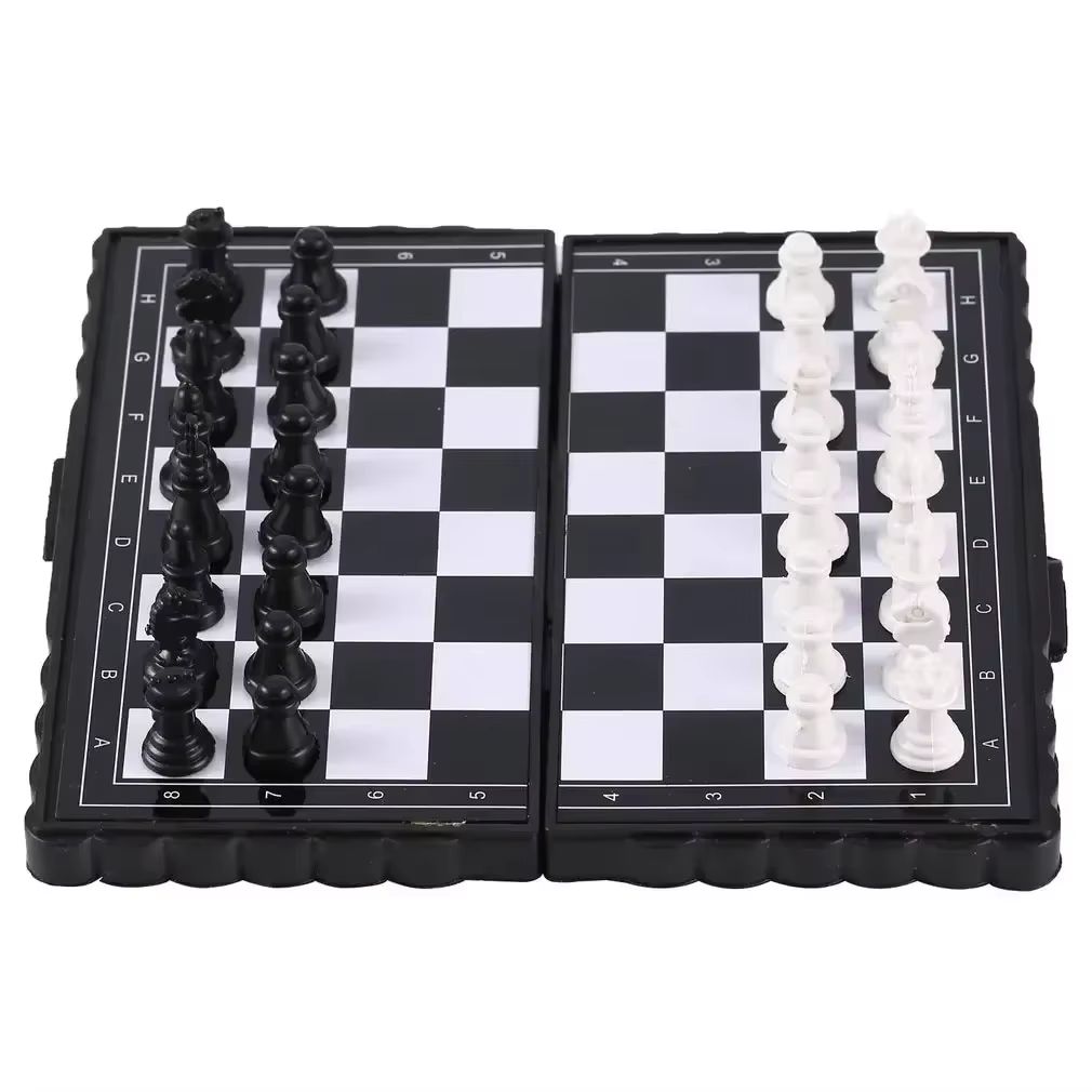 Outdoor Games For Kids - 1 Buah Set Catur Magnetik Mini